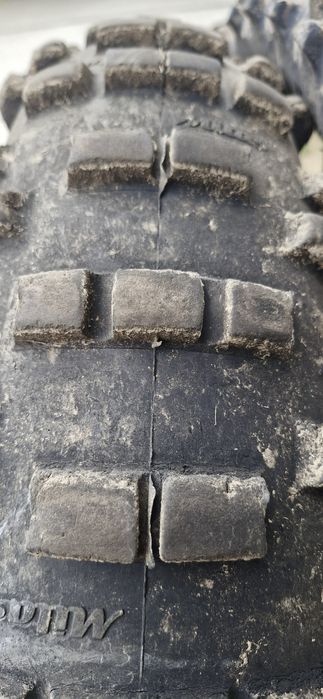 Cauciuc, Anvelope enduro 140 80 18 mitas spate si fata
