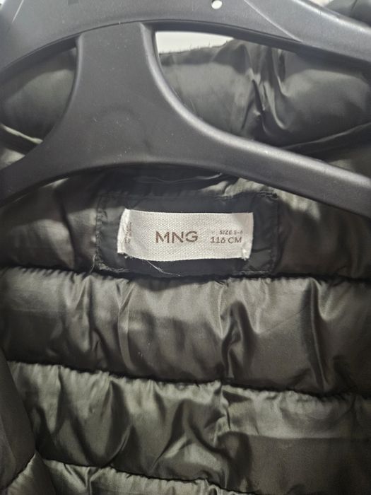 жилетка тёплая  Mango