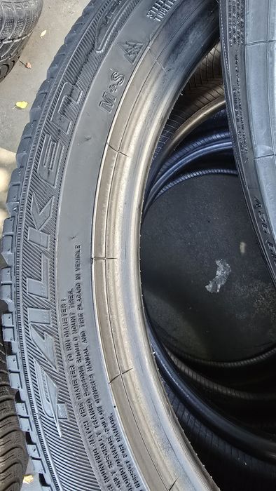 4 anvelope iarnă Falken 225/45/19 -6mm