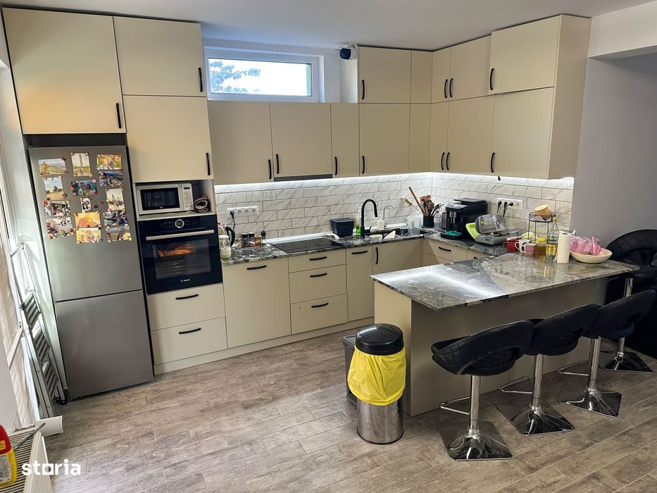 PF vand casa cu teren 1219 mp - 6 camere - 321 mp - str. Adevarului