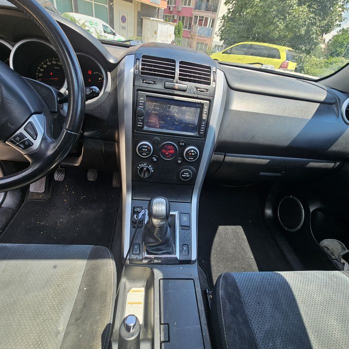 Suzuki grand vitara  2,4 бензин,газ