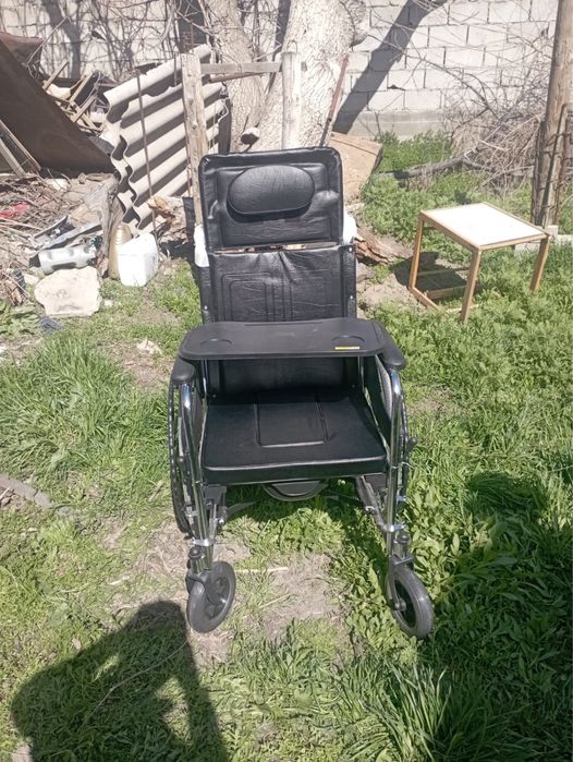 Инвалидная коляска