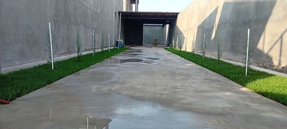 Qibray tumani Obod maxallada karobka sotiladi