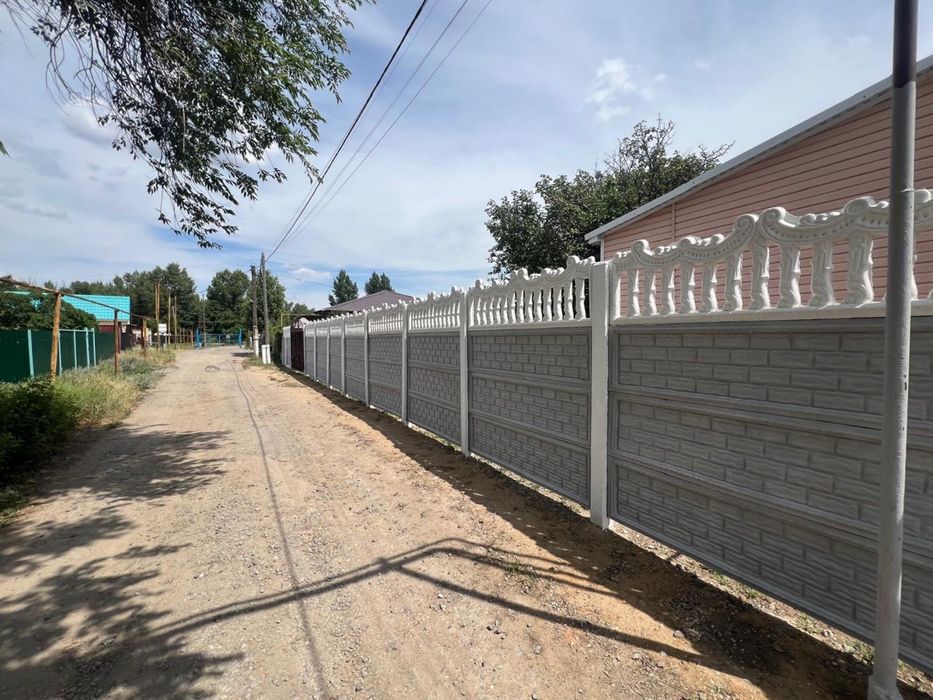 Забор бетонный качество четкий