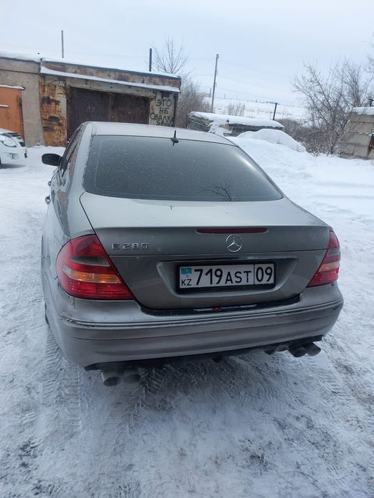 Mercedes-Benz 320, 2006 года.