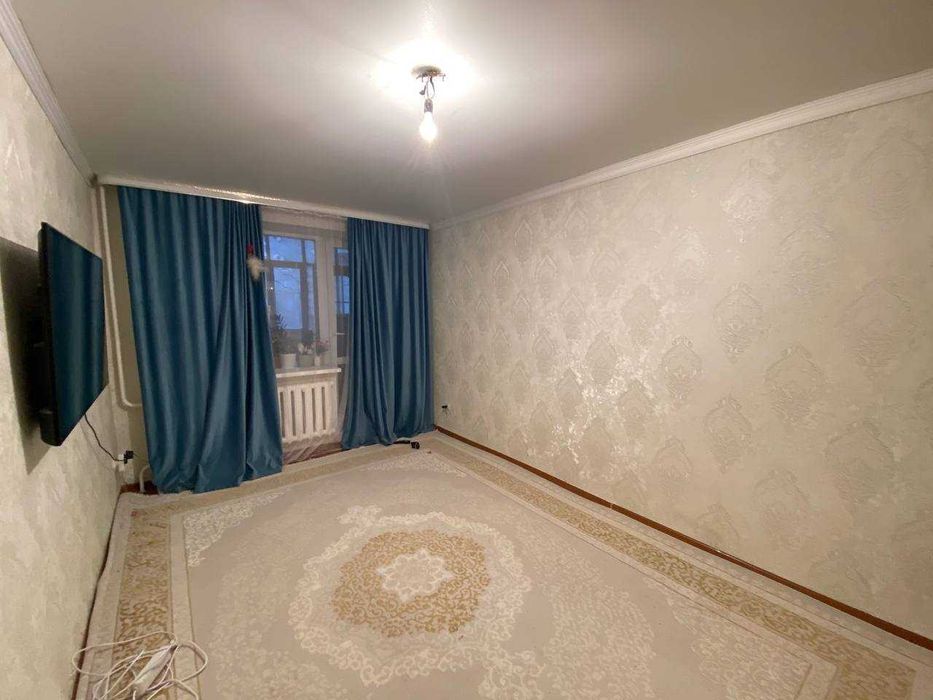 Продам 1 комнатную квартиру в районе Жилгородского рынка