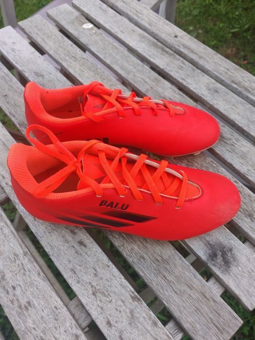 Adidasi fotbal marca Adidas personalizati