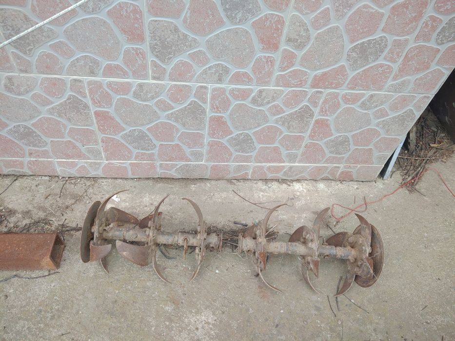 Продавам мотики за мотофреза