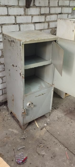 Продам сейф тяжелый