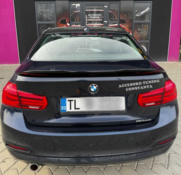 Eleron Portbagaj - BMW F30 PSM Negru Lucios