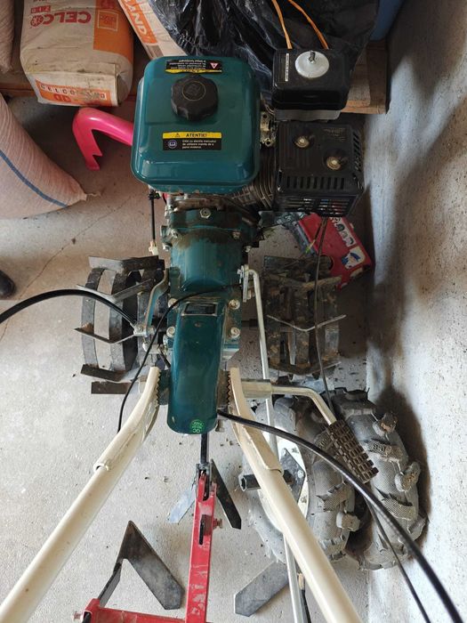 Motosapă/ motocultor