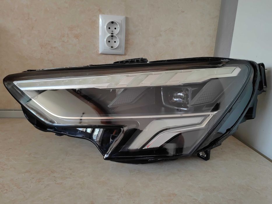Фар Audi A3 S3 8Y LED ляв / Фар Ауди А3 С3 Оригинален