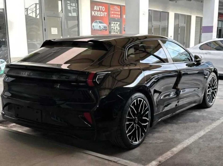 zeekr 001 pad zakaz