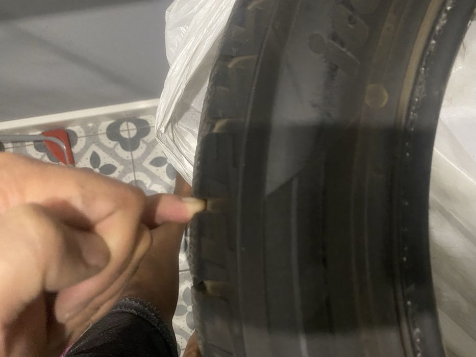 Шины Yokohama 215/55/R17.