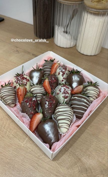 клубника в шоколаде