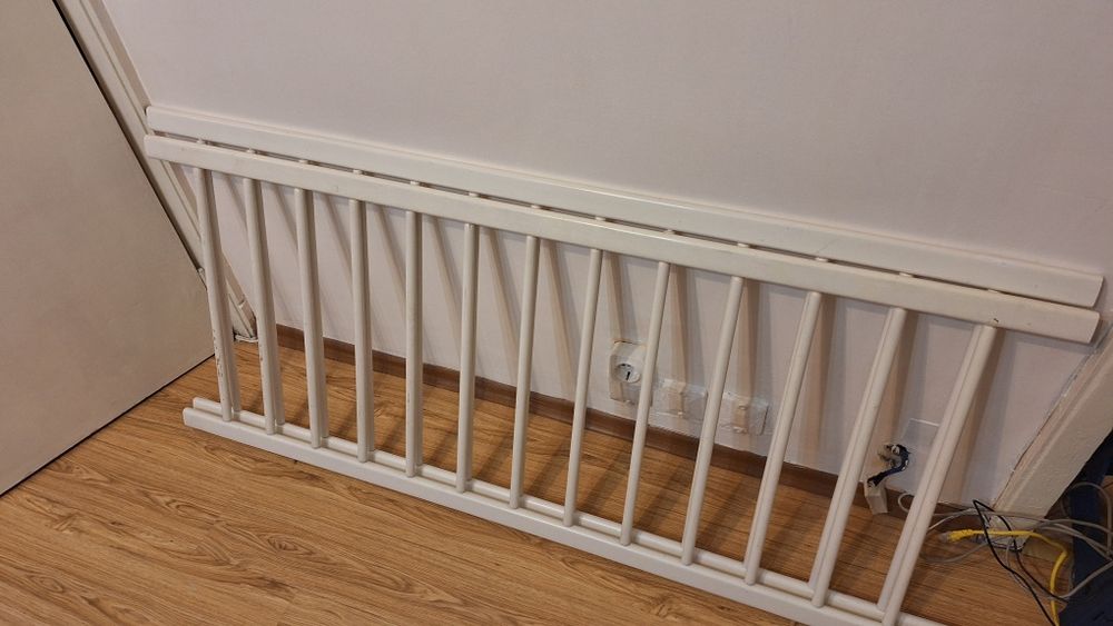 Бебшко легло - На части