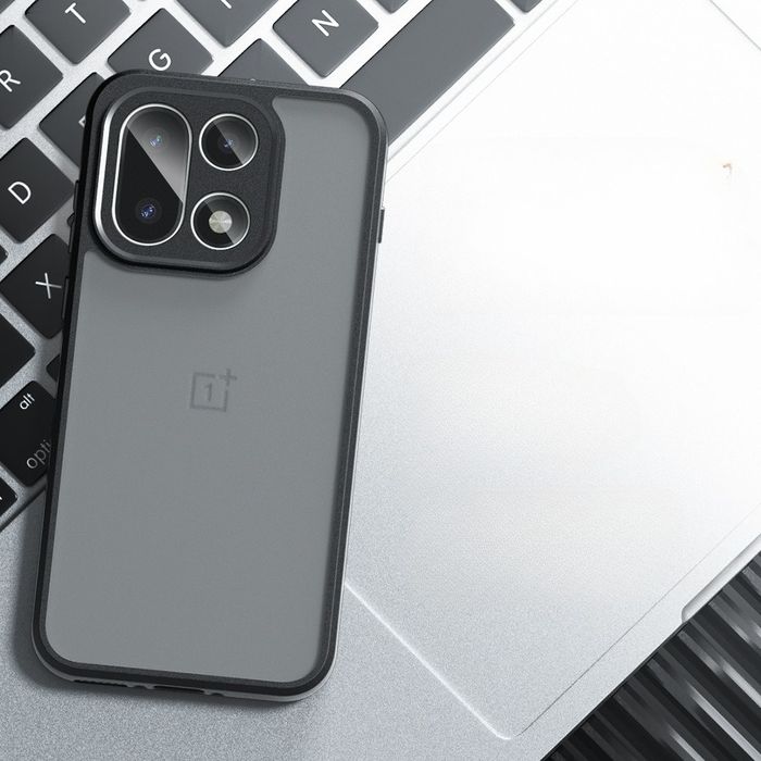 One plus 15 ударо-устойчив кейс ,калъф с матов гръб Нов модел