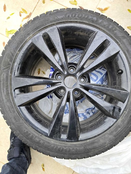 Anvelope iarna 235 45 18 goodyear