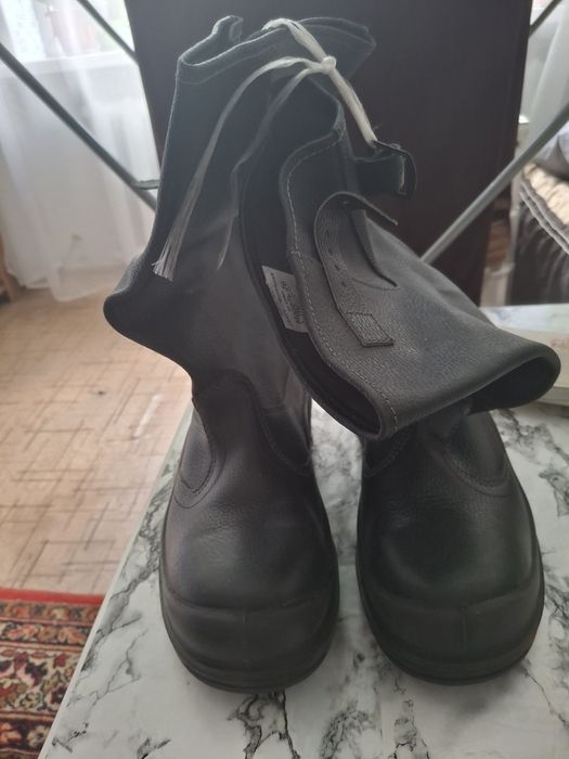 Сапоги рабочие продам