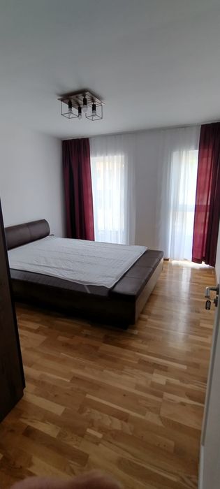 Apartament de închiriat cu 2 camere, zona Stadion