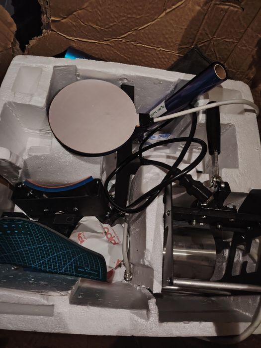 Cutter plotter presa termică pt tricouri căni farfurii etc