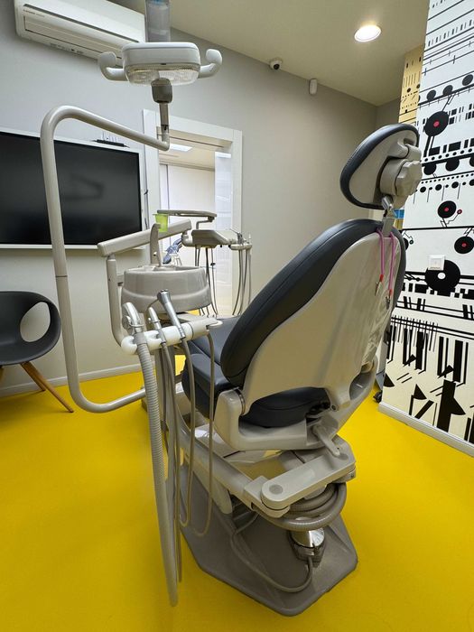 Стоматологичен юнит A-dec