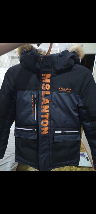 Продам куртку 134 р зима