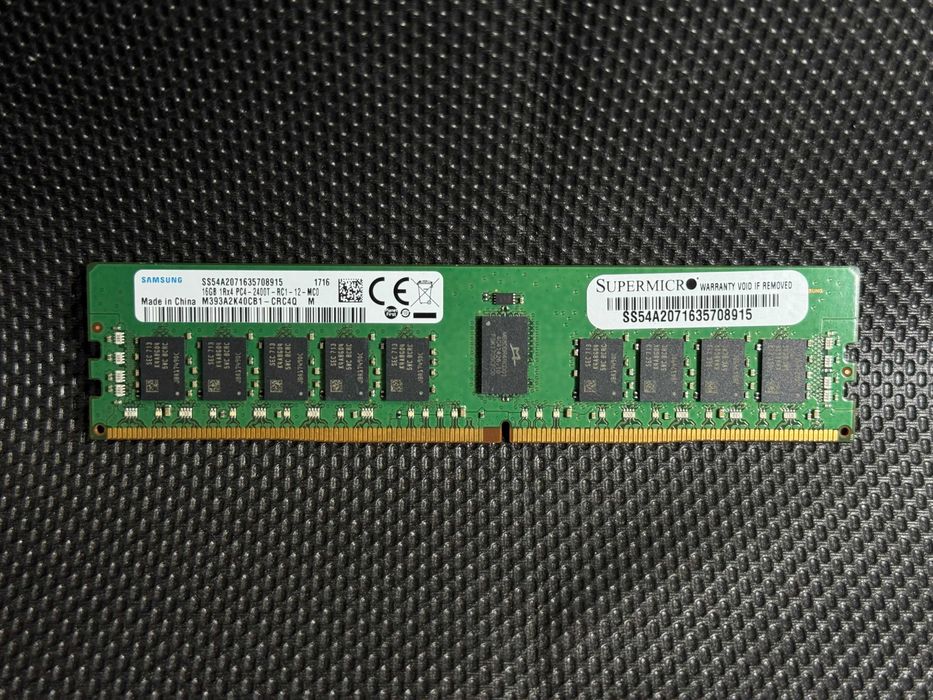 DDR4 16GB 2400Mhz ECC RDIMM Samsung Memorie RAM Server Workstation