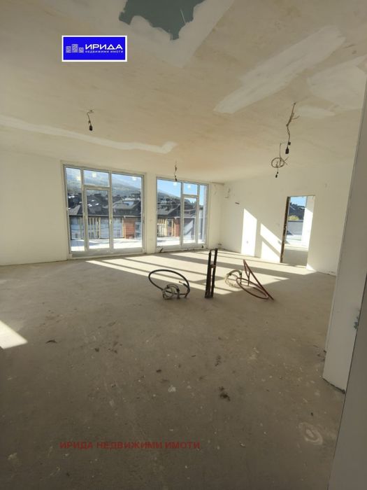 Продава се Многостаен апартамент в София, Бояна - 242 кв.м за 3236 €/кв.м - Снимка #2