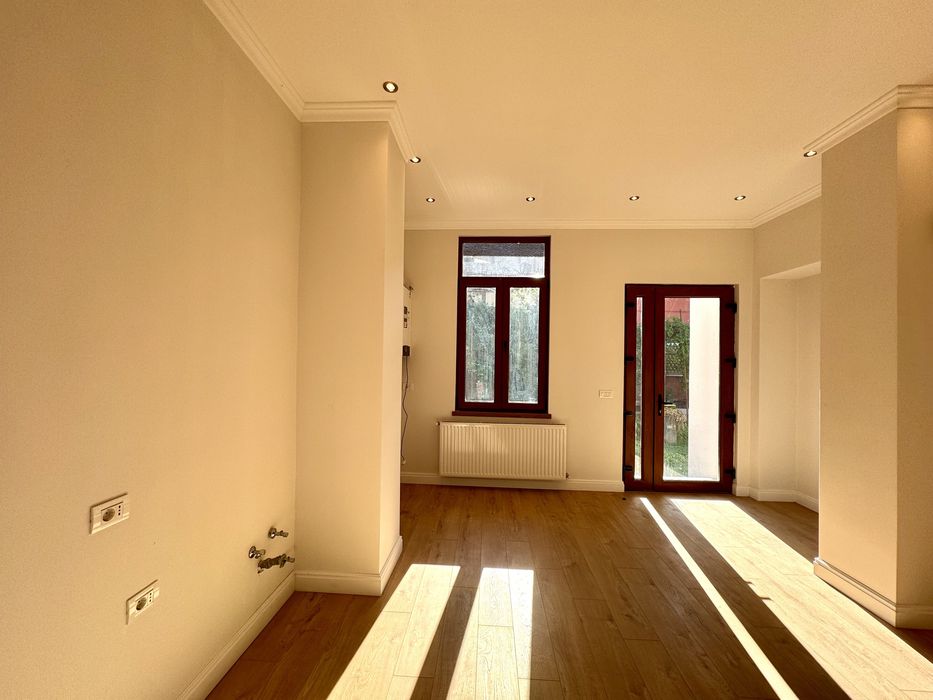 Casa de vanzare in centrul orasului