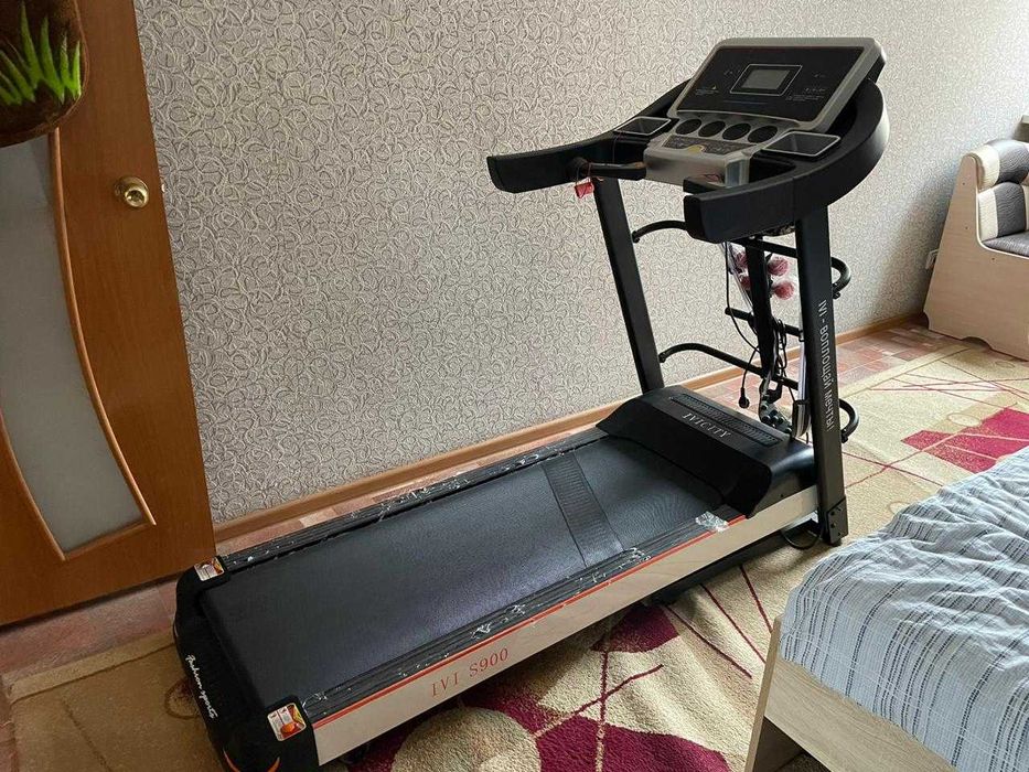 Продам беговую дорожку