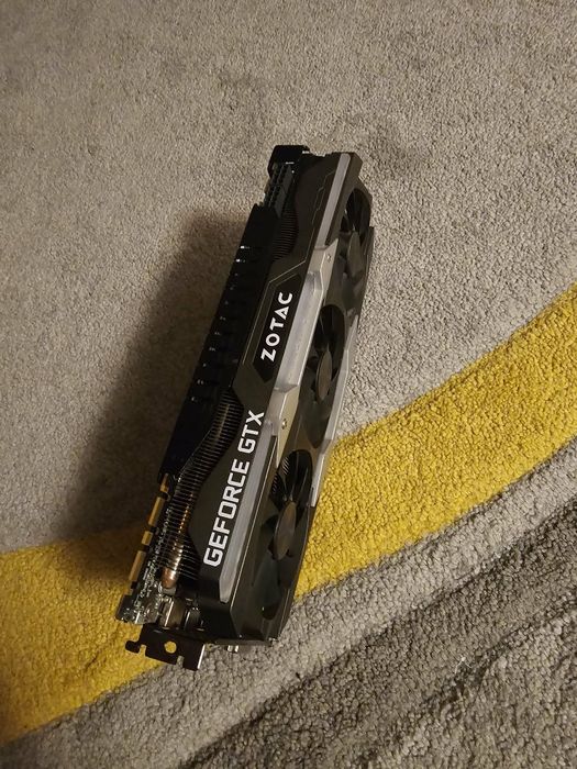 Placa video GTX 1080 ti
