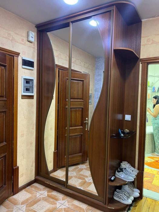 Срочно продам  Шкаф для ДОМА