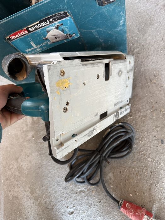 Makita SP6000 потапящ ръчен циркуляр