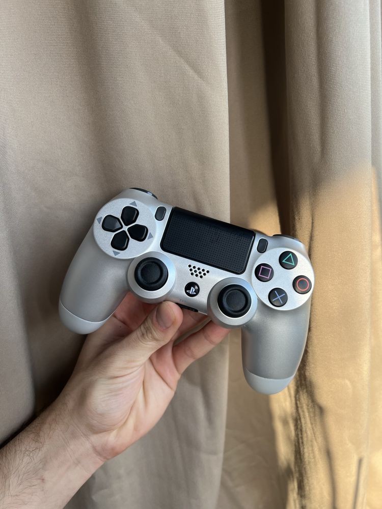 Ps4 dualshock clearance silver