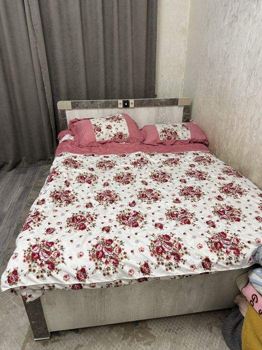 Спальный гарнитур тройка