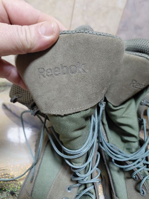 Vind ghete reebok militare noi