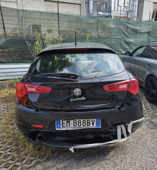 Alfa romeo Giulietta 1.4i на части