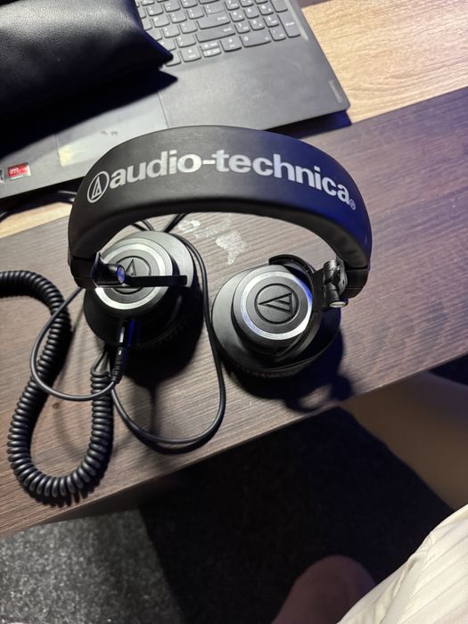 Vând Căști Audio-Technica ATH-M50X