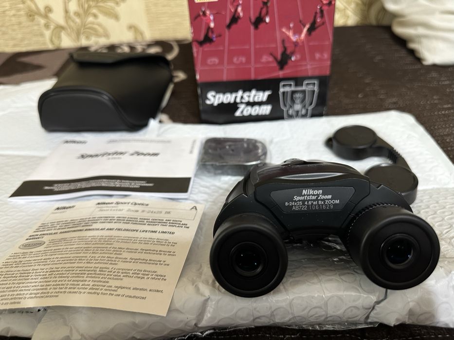 Nikon Sportstar 8x24x25 superzoom japan