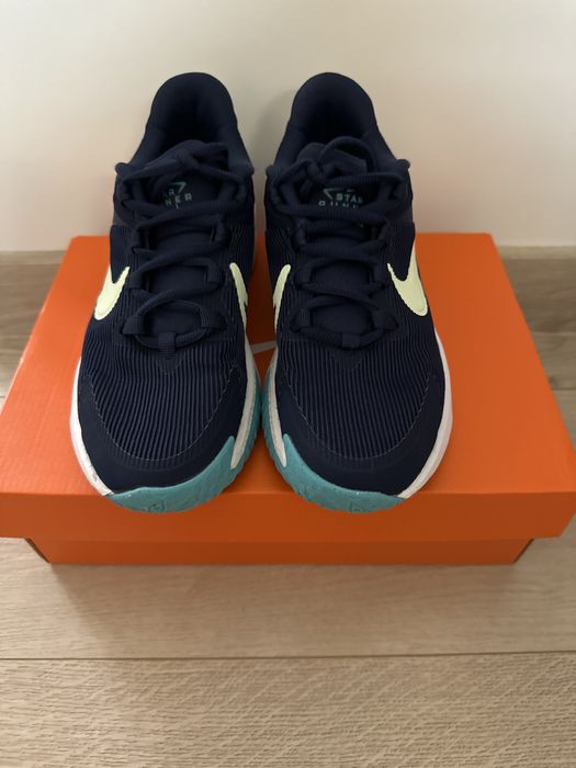 Маратонки Nike размер 35.5