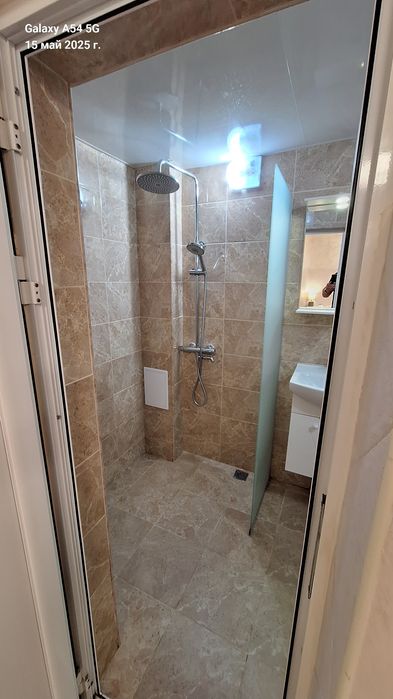 Дава се под наем Едностаен апартамент в Варна, Спортна зала - 25 кв.м за 306 € - Снимка #3