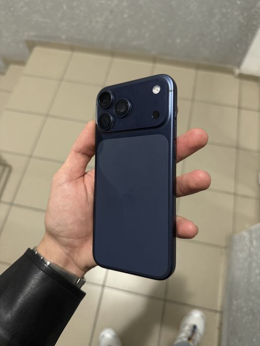 Продается Iphone 17 pro max