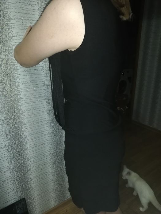 Маленькое черное  платье