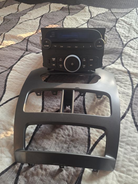 Спарк магнитола с рамкой