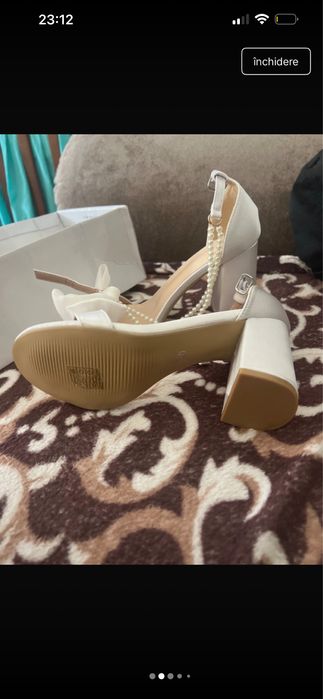 Rochie de mireasa plus pantofi plus cerc