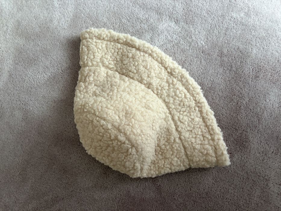 Зимни шапки идиотки - чисто нови