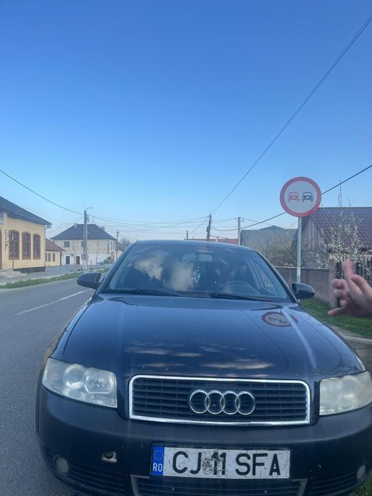 AUDI A4 0 — imagine 2