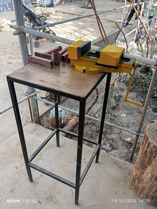 Тиски,точилка,вал сотилади