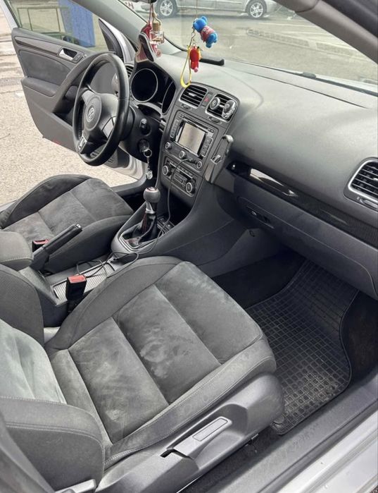VOLKSWAGEN Golf 2010 — imagine 5